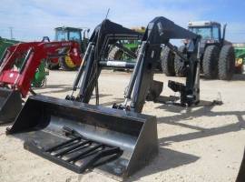 Farmhand 662 Loader and Skid Steer Attachment