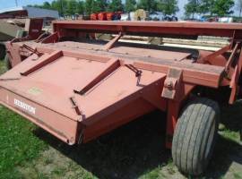 Hesston 1090 Pull-Type Windrowers and Swather