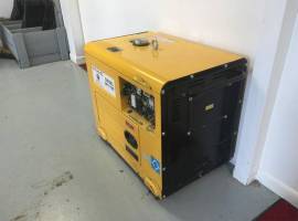 Dynamo Power DP7100 Generator