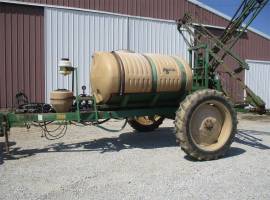 Great Plains AS1000 Pull-Type Sprayer