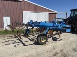 DMI Coulter Champ Chisel Plow