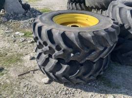 Firestone 480/70R30 Wheels / Tires / Track