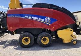 2014 New Holland Big Baler 330