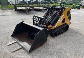 2019 Boxer 700HDX with 36' Trencher