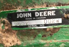 John Deere 82