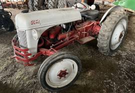 Ford 8N UTILITY TRACTOR
