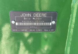 2003 John Deere 1690
