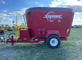2022 Supreme International 700T Grinders and Mixer
