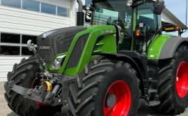 2021 Fendt 828 Vario Tractor