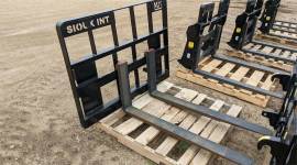 2021 MDS 5215 Loader and Skid Steer Attachment