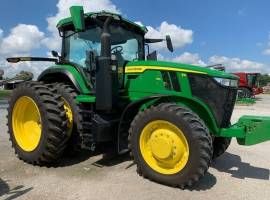 2021 John Deere 7R 210 Tractor