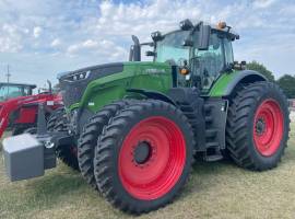 2020 Fendt 1042 Vario Tractor