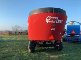 2022 Cloverdale 420T Grinders and Mixer