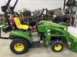 2019 John Deere 1023E Tractor