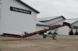 2022 Universal 1537 FIELD LOADER TD Augers and Con