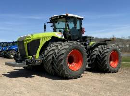 2017 Claas XERION 5000 Tractor