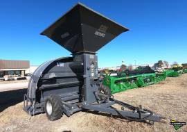 2017 Loftness GBL 10FT Grain Bagger