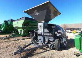 2017 Loftness GBL 10FT Grain Bagger