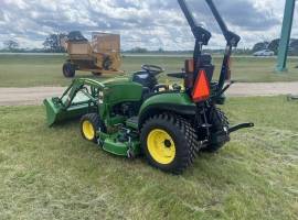 2017 John Deere 2025R Tractor