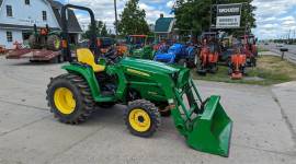 2016 John Deere 3025E Tractor