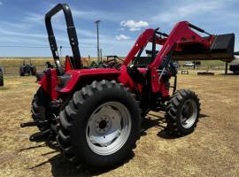 2015 Mahindra 5570 Tractor
