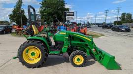 2015 John Deere 3033R Tractor