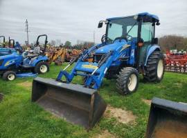 2014 New Holland Boomer 3040 Tractor
