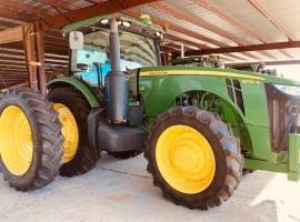2013 John Deere 8235R Tractor