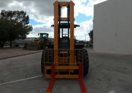 2013 Case 586H Forklift