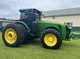 2013 John Deere 8335R Tractor
