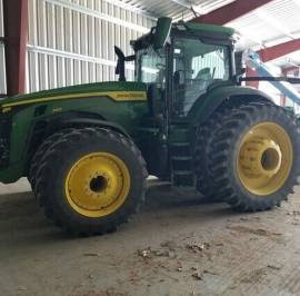 2022 John Deere 8R 340 Tractor