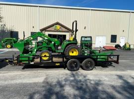 2022 John Deere 3032E Tractor