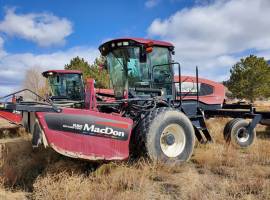 2009 MacDon M200 Self-Propelled Windrowers and Swa