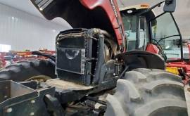 2008 Buhler 2210 Tractor