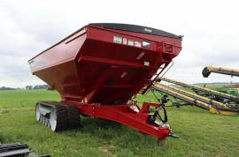 2022 Brandt 1320XT Grain Cart