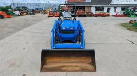 2005 New Holland TC30 Tractor