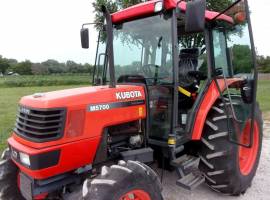 2005 Kubota M5700 Tractor
