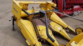 2005 New Holland FP230 Pull-Type Forage Harvester