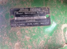 2005 John Deere 9860 STS Combine