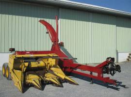 2004 New Holland FP240 Pull-Type Forage Harvester