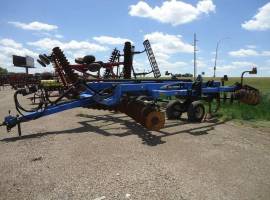 2003 New Holland ST740 Disk Chisel