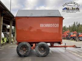 2000 Richardton 700 Forage Wagon