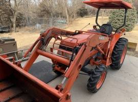 2000 Kubota L2900 Tractor