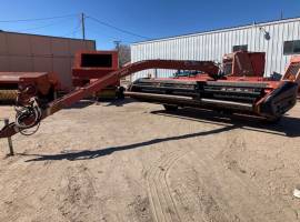 2000 Case IH SC416 Pull-Type Windrowers and Swathe