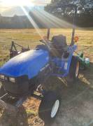 1999 New Holland TC18 Tractor