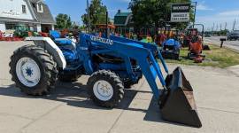 1997 New Holland 2120 Tractor