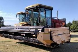 1995 New Holland 2550 Self-Propelled Windrowers an